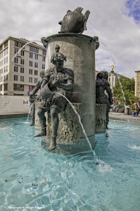 #fischbrunnen #münchen #fish-fountain #munich